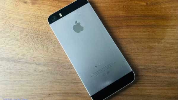 苹果想iPhone 5s等超上古机型发布iOS 12.5.8更新 用于替换证书确保苹果服务能运行