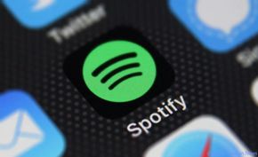 Spotify上线“实时歌词”功能 首批适用于全球26个国家或地区