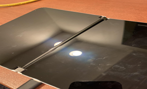 Surface Duo又出事！用户反馈铰链上下两部分会不同步，导致屏幕会卡住