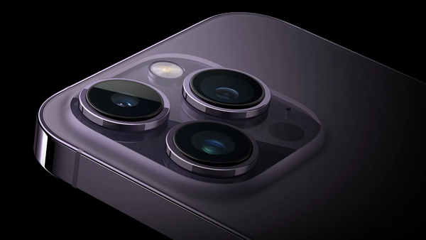 [视频] iPhone 14 Pro被发现调用相机时疯狂抖动 似乎是稳定模块存在问题
